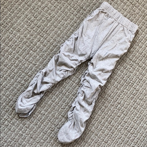 Pom Pom Ruched Grey Matching Set - Picture 2 of 8